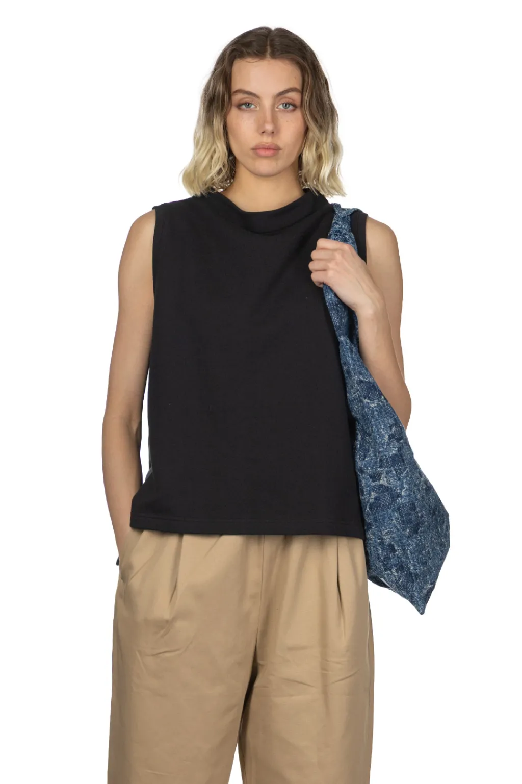 New Nachukara Bottle Neck Vest - Black