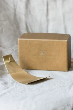 Hot APFR Brass Incense Stand