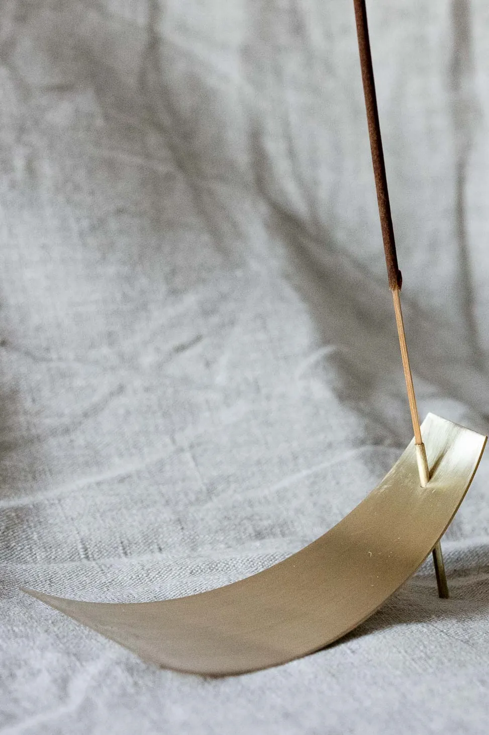 Hot APFR Brass Incense Stand