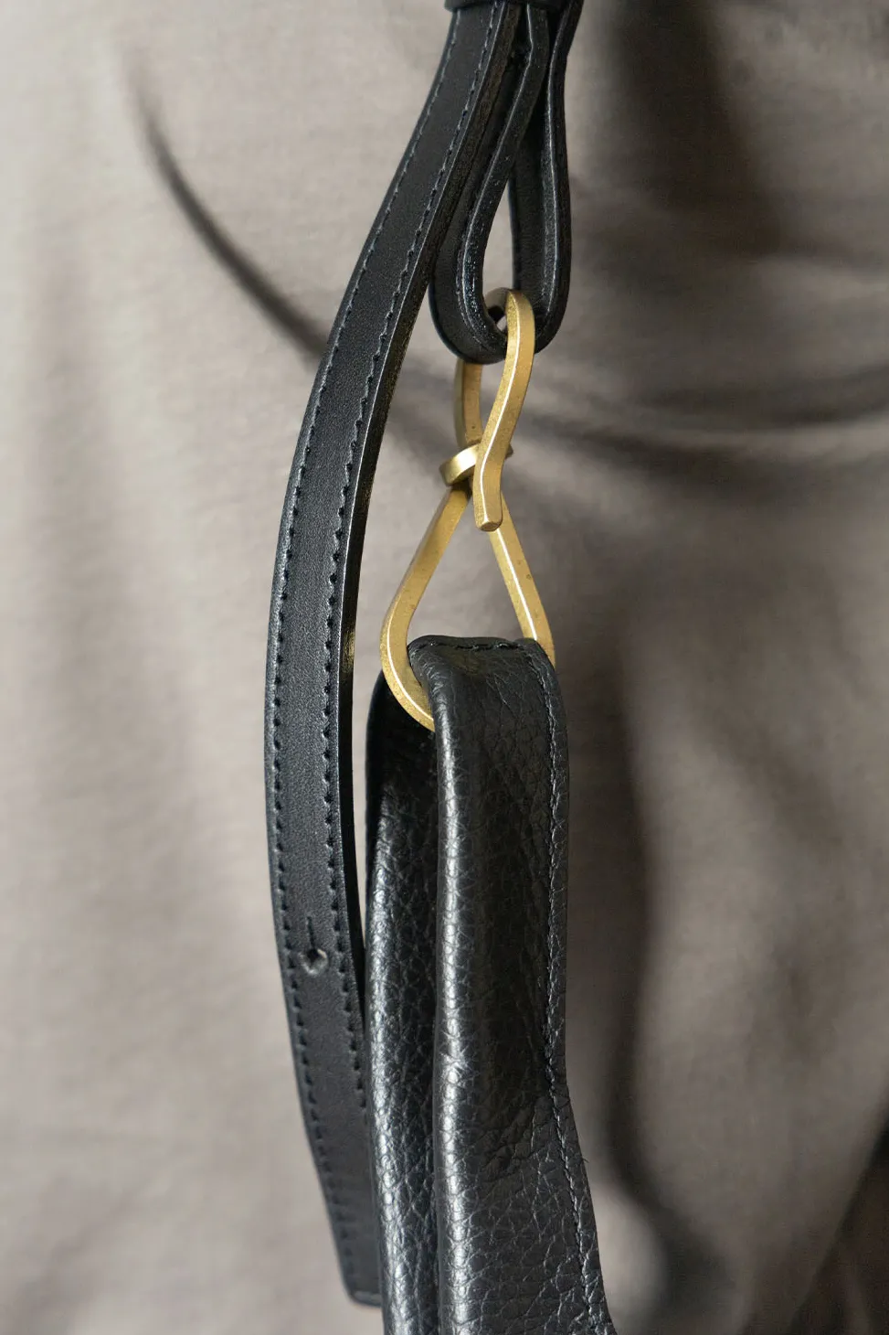 Sale MARROW LEATHER Double Faced Shopper - Black