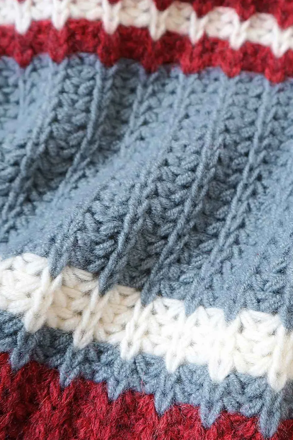 Outlet Kapital 3G Wool Cable Snood in 5 Color Choices
