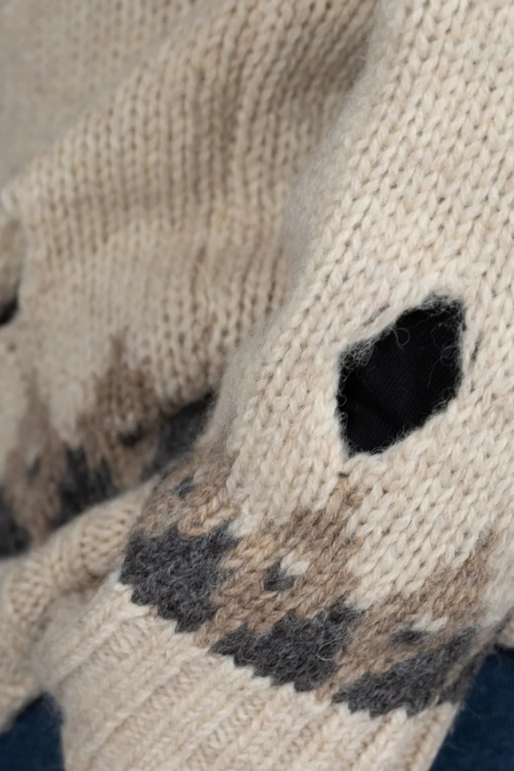 Online Kapital 3G Wool NORDIC Hole Punch Raglan Crew Sweater - Natural