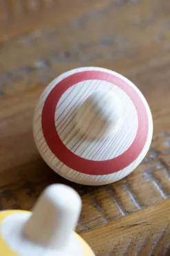 Fashion Kumamoto Wood Works Hand Spinning Top in 3 Colour Choices