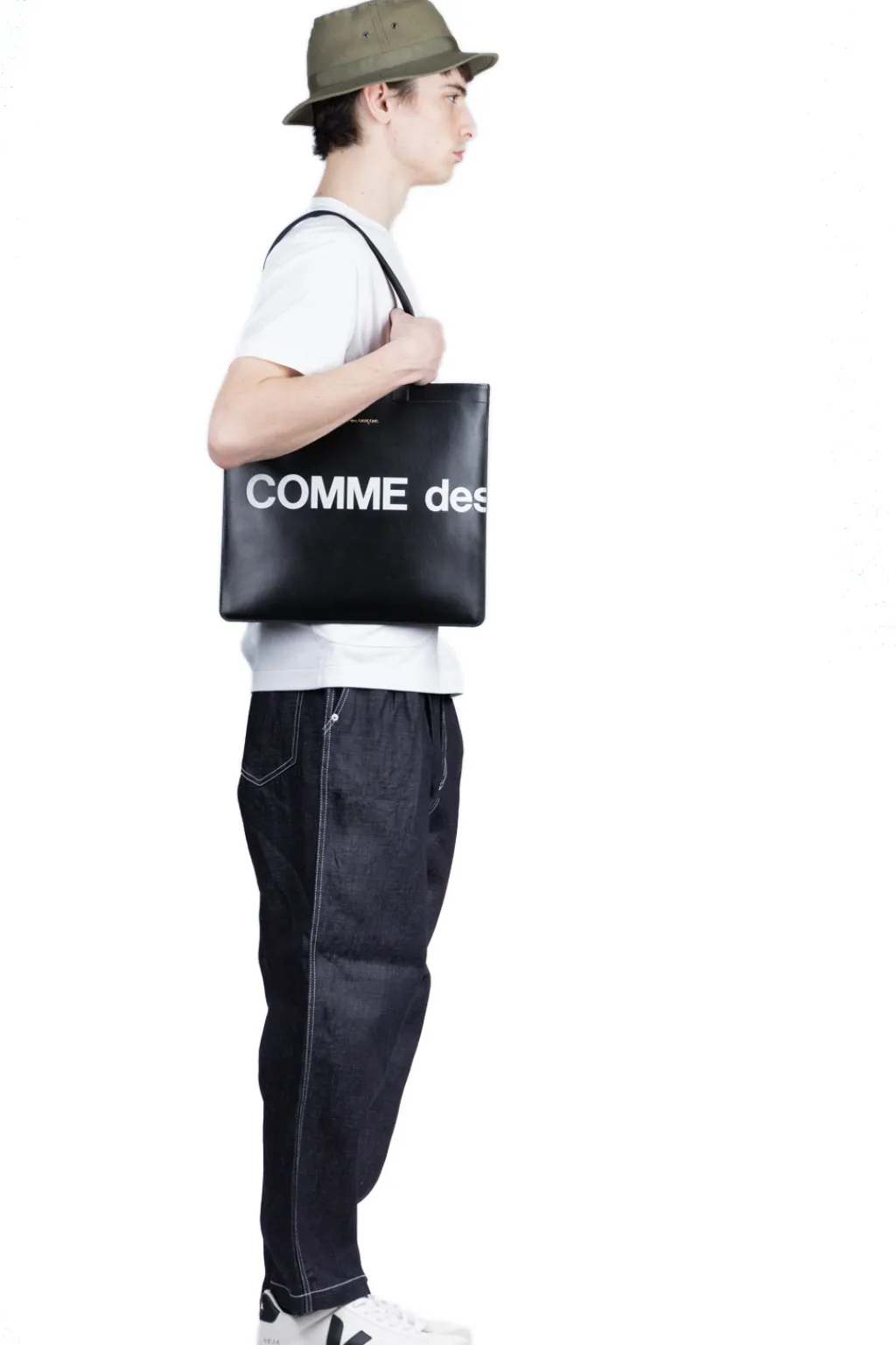 New Comme Des Garcons Wallets Huge Logo Bag - Black