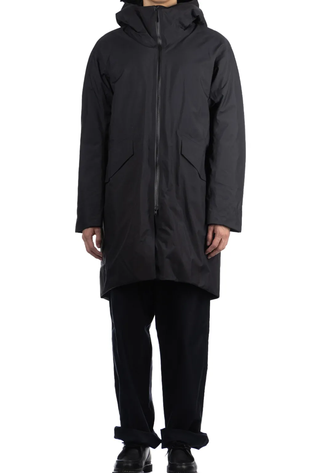 Best Veilance Monitor Down Coat - Black
