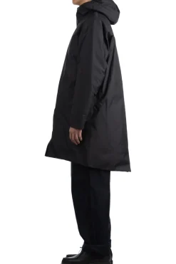 Best Veilance Monitor Down Coat - Black