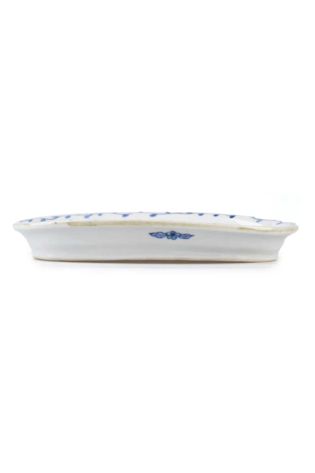 Online Motif Ceramic and Art Oval Small Plate - Apple Shooting