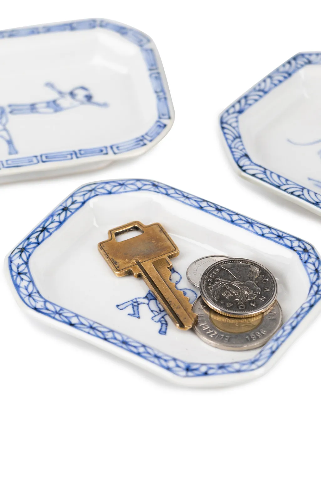 Hot Motif Ceramic and Art Rectangle Small Plate - Drop Kick