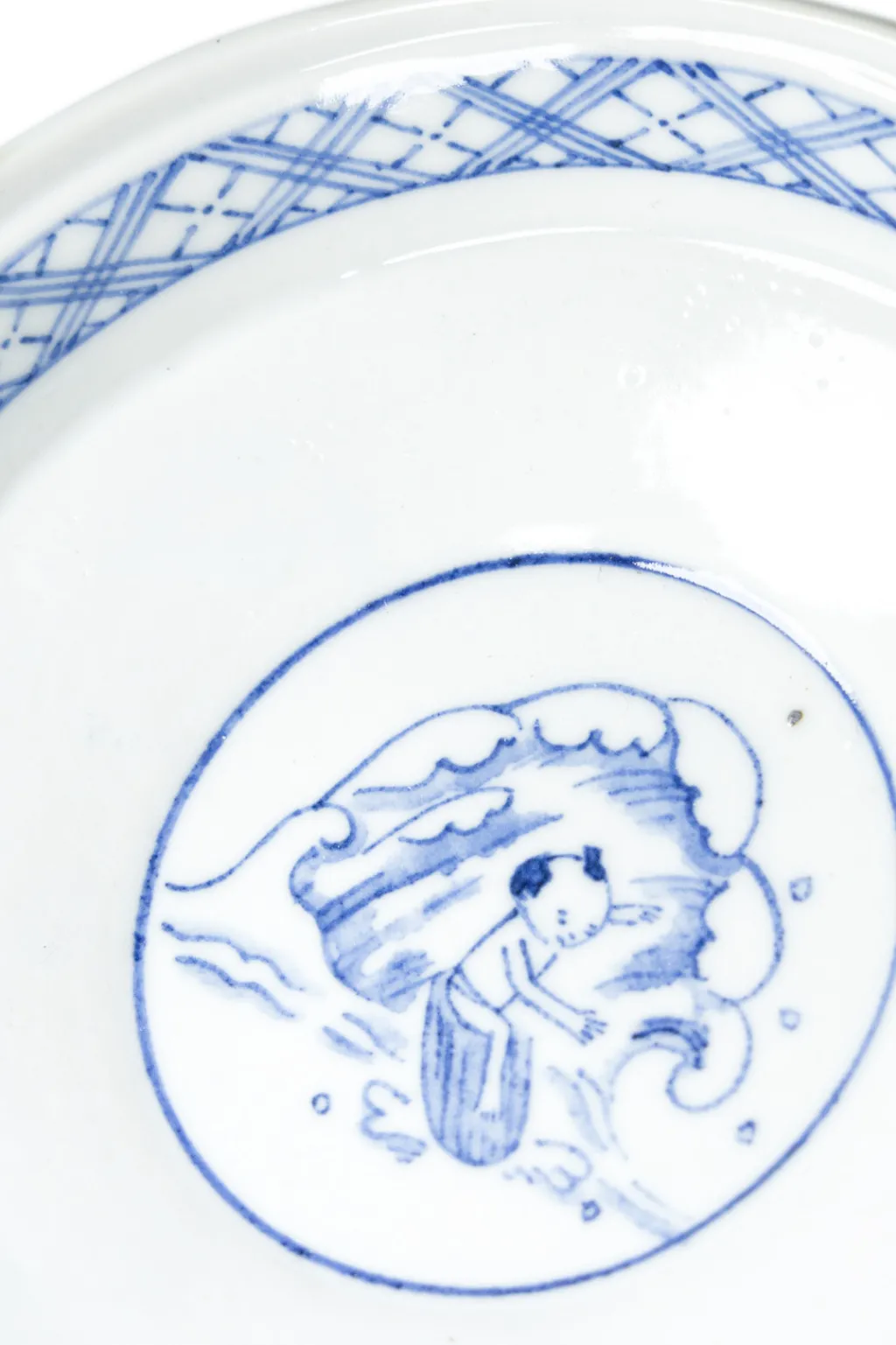 New Motif Ceramic and Art Round Deep Plate - Surfing
