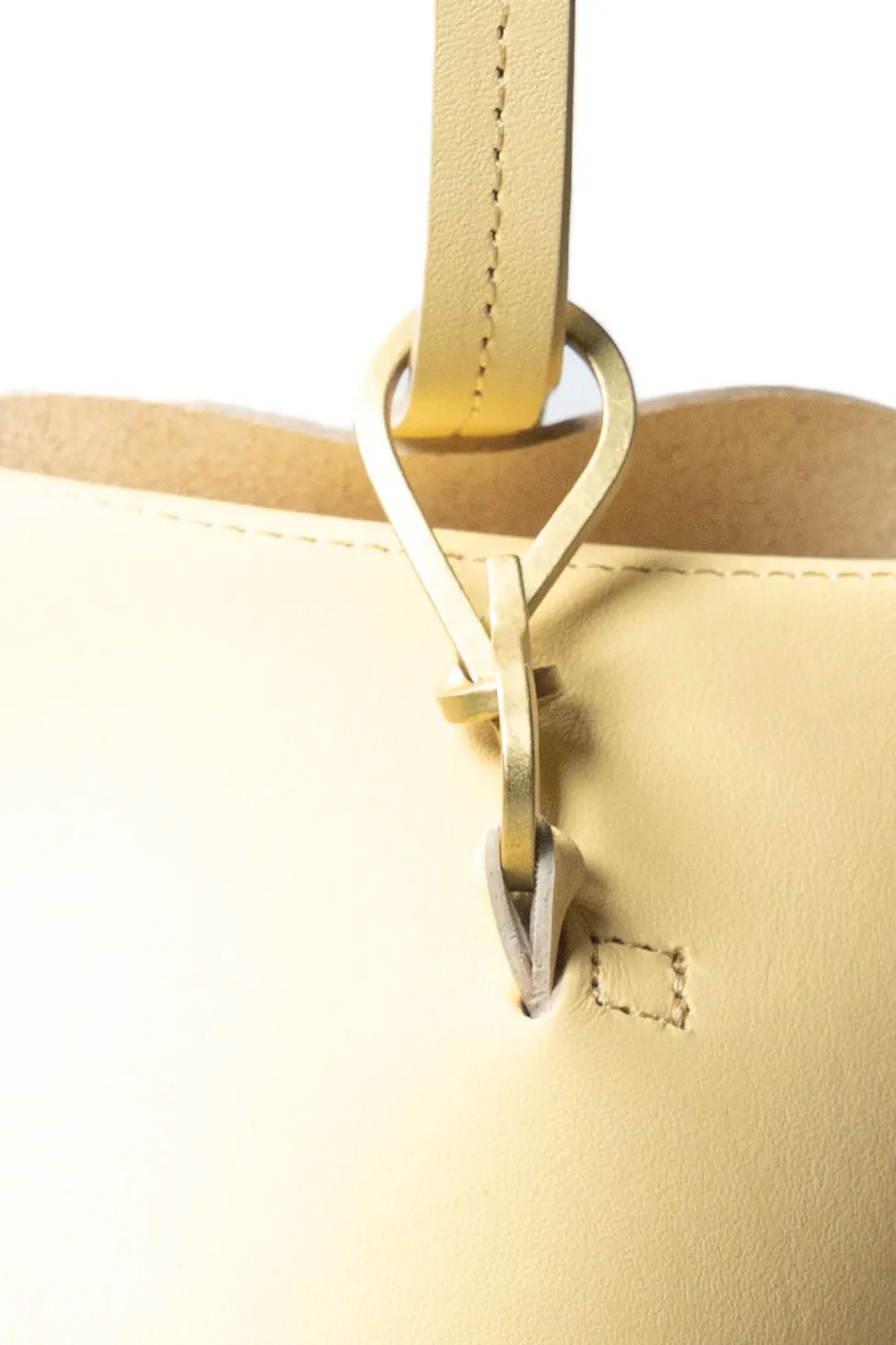 New MARROW LEATHER Twist Shoulder Bag - 2 Colors