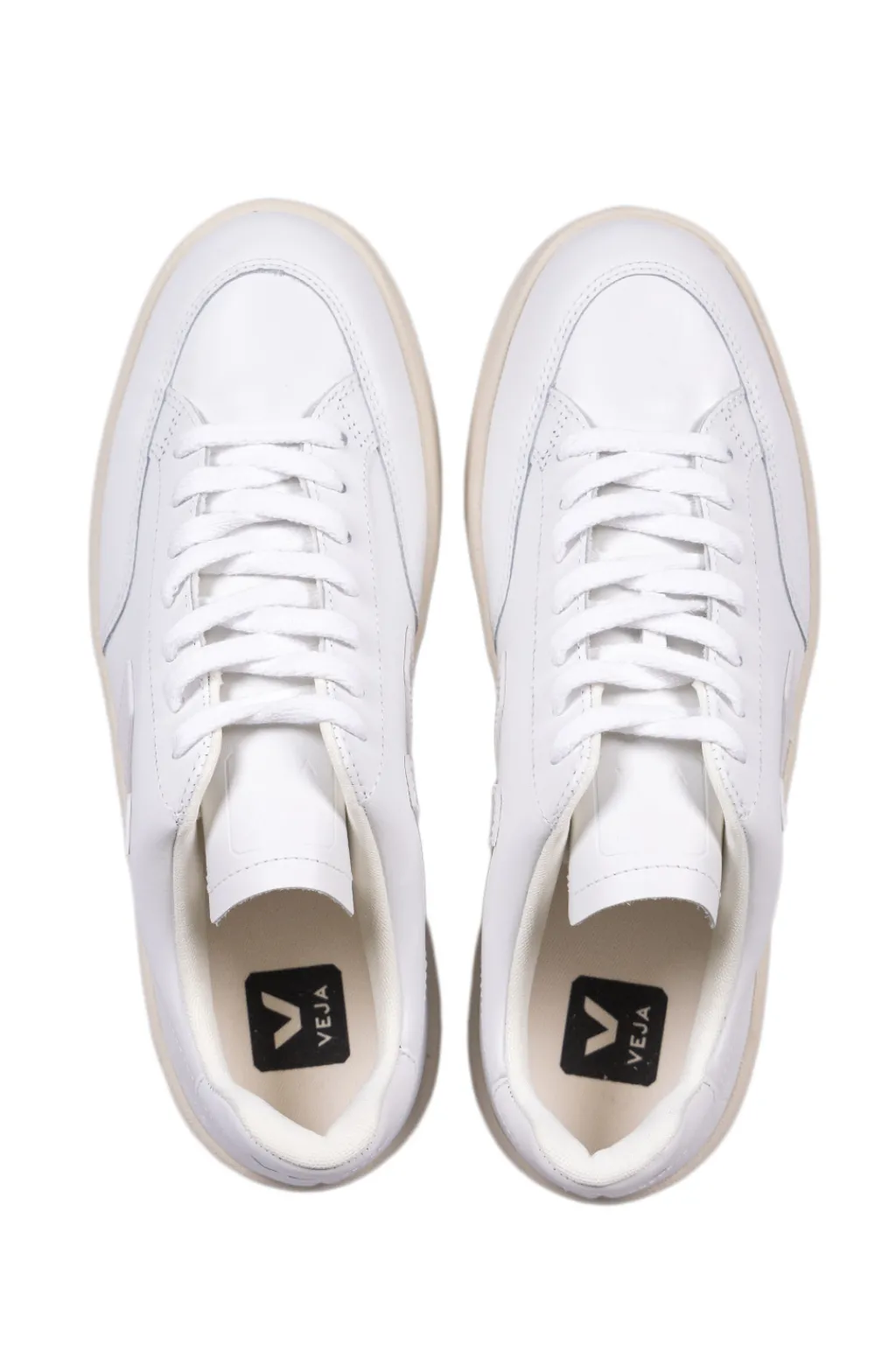 New VEJA V-12 Leather - Extra White